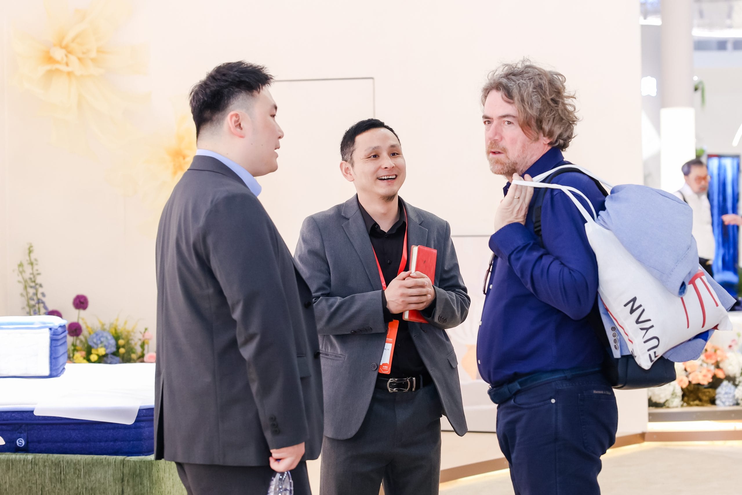 Wholesale Furniture Suppliers in China: Why CIFF Beats Online Sourcing