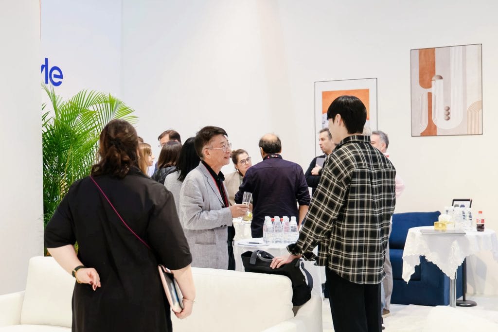 Factory Audits vs Trade Fairs: Why Serious Buyers Still Choose CIFF